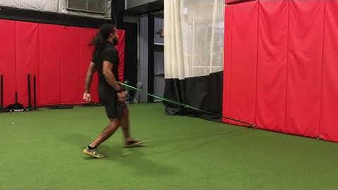 Band Assisted Fwd Drop Lunge