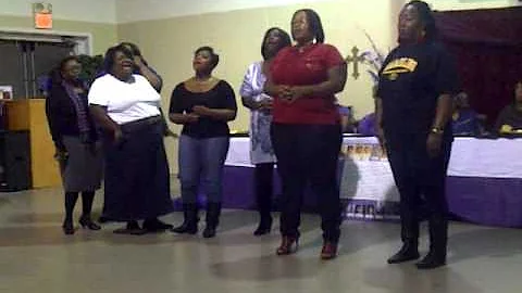 Lacarell and Regina Reed singing