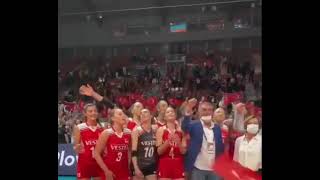 Filenin sultanlarından İzmir marşı(Bu tarz daha fazla video için abone olun)