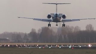 Heavy crosswind landing Fokker70 KLM PH-KZR @ AMS Schiphol