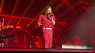 Video thumbnail of "Judah and the Lion - Suit and Jacket (Live in Chicago)"