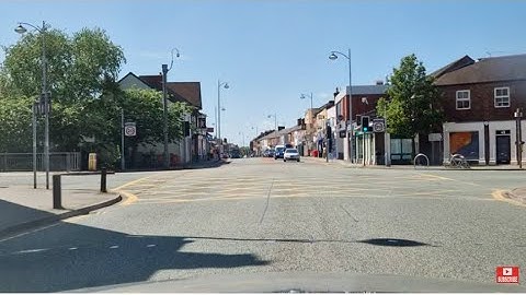 Turning Right in a Yellow Box Junction. Can I stop? What are the rules?