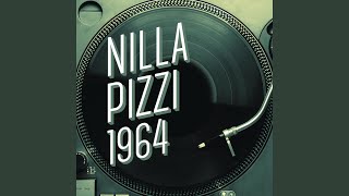 Video thumbnail of "Nilla Pizzi - Vola Colomba"