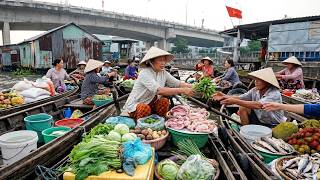 A Woman Running a Floating Mini Supermarket for 40 Years to Support Her Family Daily Life