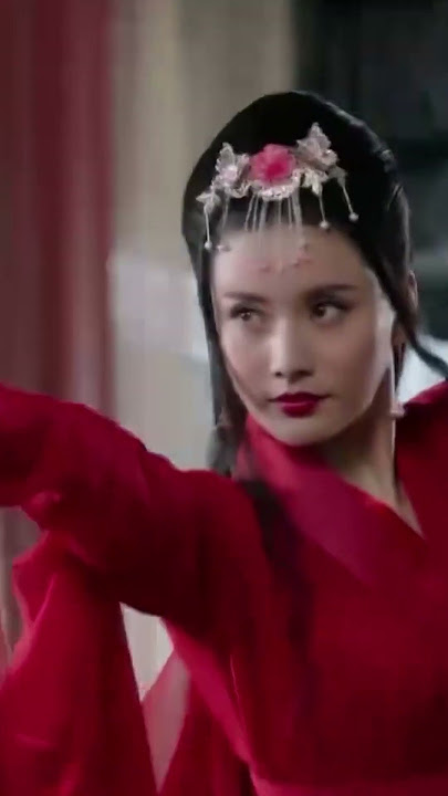 Seorang wanita cantik membunuh Kaisar di sebuah perjamuan#kungfu #highlights #movie #actionmovies