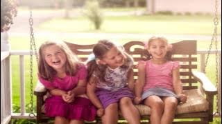 Young Girls Giggling and Laughing  - Sound Effect ▌Improved With Audacity ▌