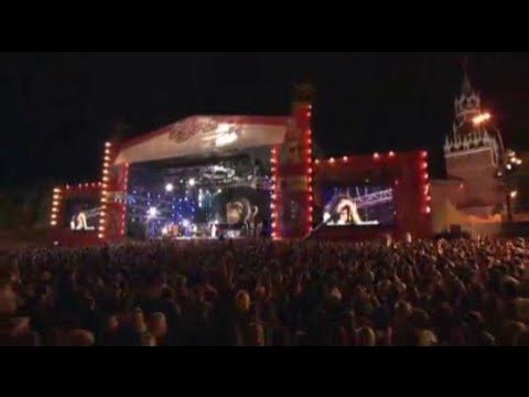 Shakira Live Full Concert In Russia - YouTube
