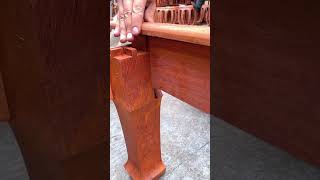 Installing red sandalwood table leg technology