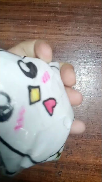 Squishy Paper Chicken 🐤 | ᥫ᭡ It's Mika ᥫ᭡ |