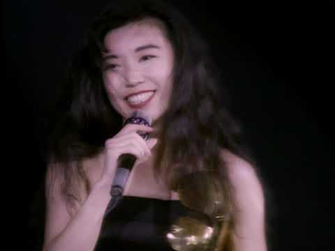 松任谷由実 - Man In The Moon (Live 1990)
