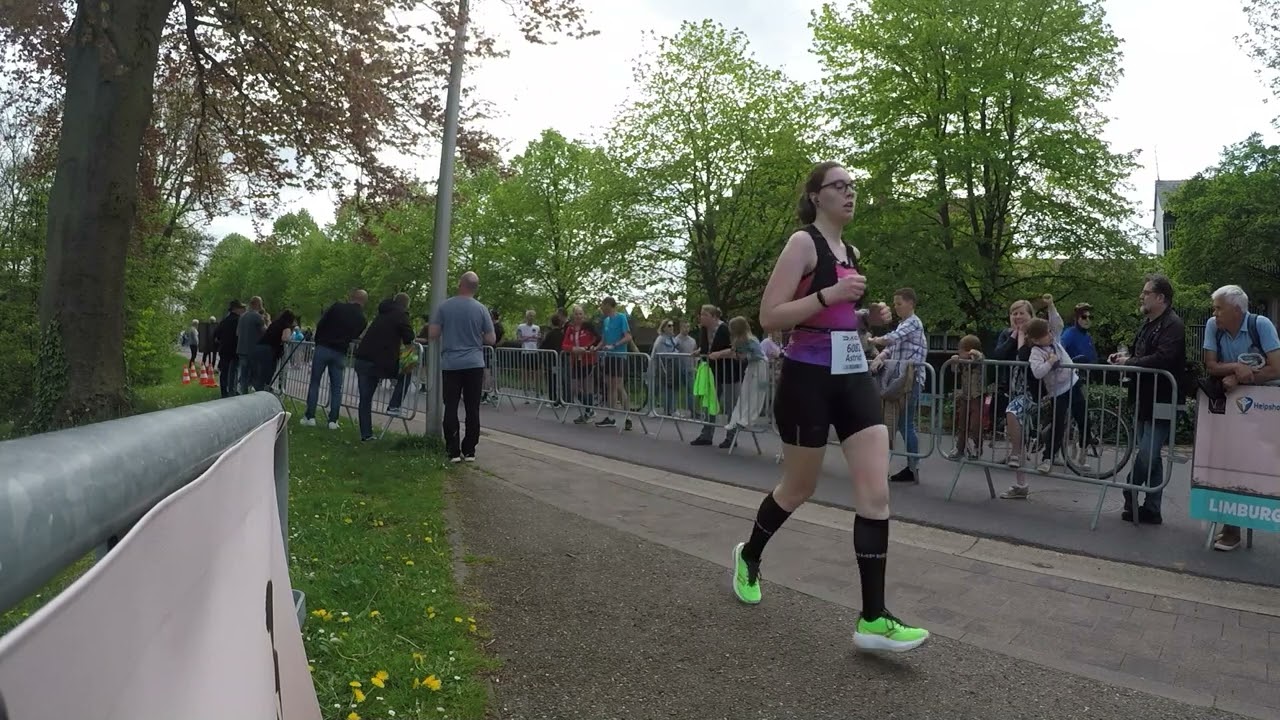 Timetorun.be - 14/04/2024 - Bloesemrun Zepperen - V&B Dakwerkencup 5,4 KM