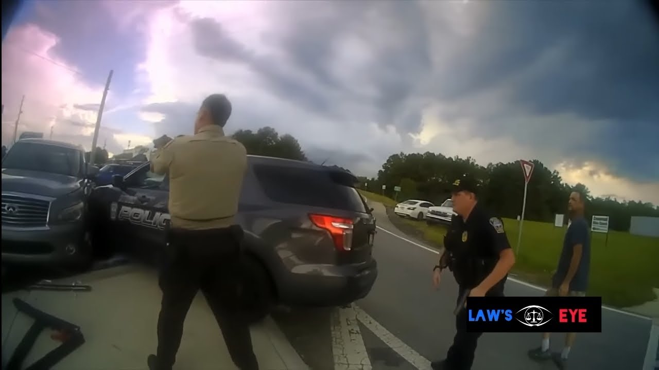 Woman With Child Rams Police Cars & Pedestrians | Intense Bodycam Footage