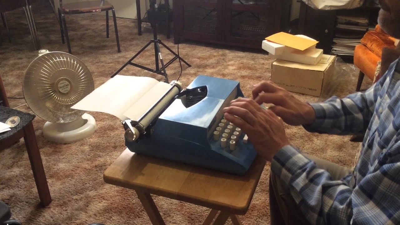 1966 Sears Easy Touch on the Typewriter Database