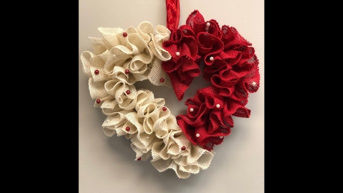 Yarn Wrapped Valentine Wreath ❤️