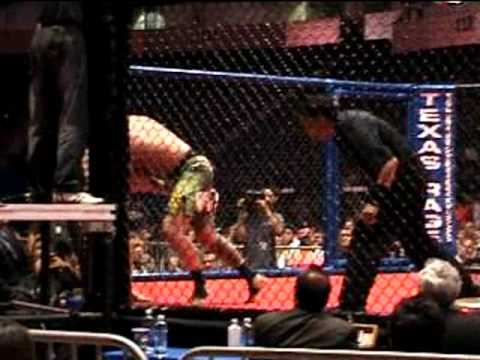 Jason David Frank's 3rd fight. Cage Rage 7 in Hida...