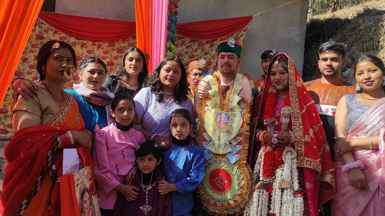 दोस्त  की  शादी  हो  गयी  ll  pahadi life style vlog ll