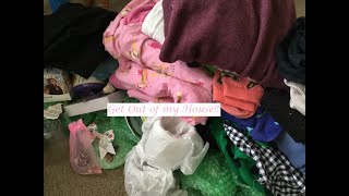 A Giant Pile of Stuff I'm Decluttering: Clothes and Home