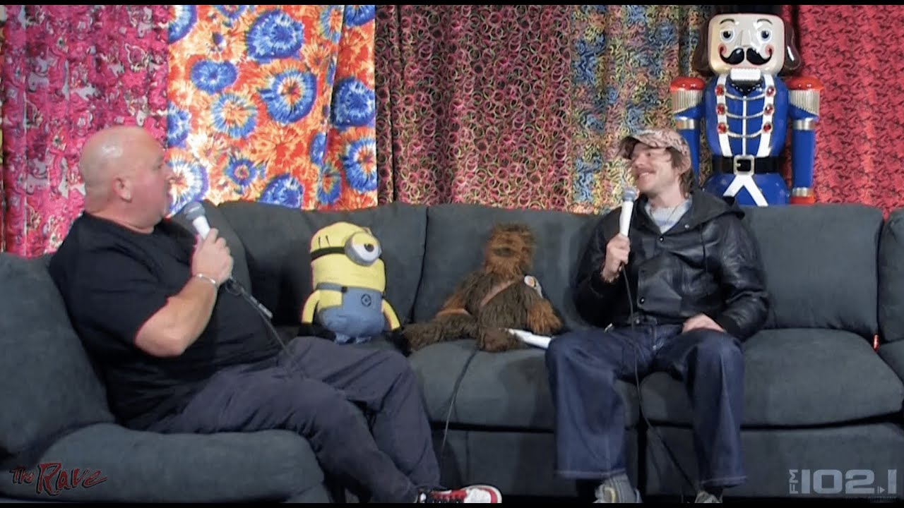 FM 102/1 Big Snow Show 18: Matt Shultz of Cage The Elephant