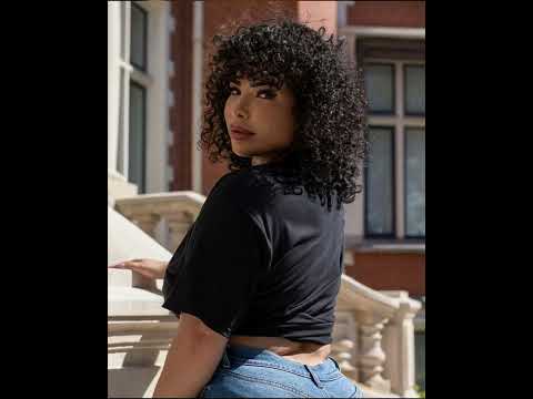 queen azita..Instagram Plus Size Model | Beautiful Curvy Influencer