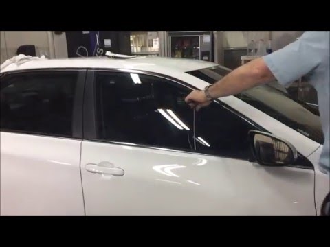 Video: Cum deblochezi un Toyota Camry 2011?