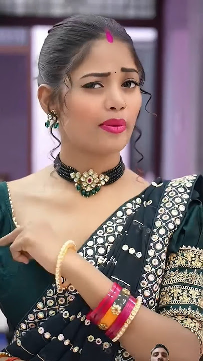 Gore se Gore insaan ki kali hoti h #poonam #trending #2024 #shorts