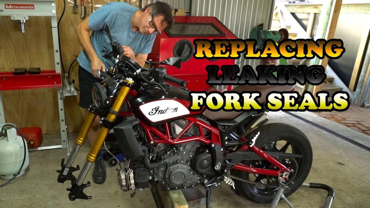 Замена сальника вилки и замена масла в вилке на Indian FTR 1200.