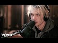 Badflower Family Blackbird Badflower Family Blackbird