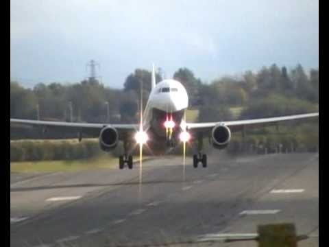 Monarch Airbus a321 double go-around  crosswind landing Birmingham airport