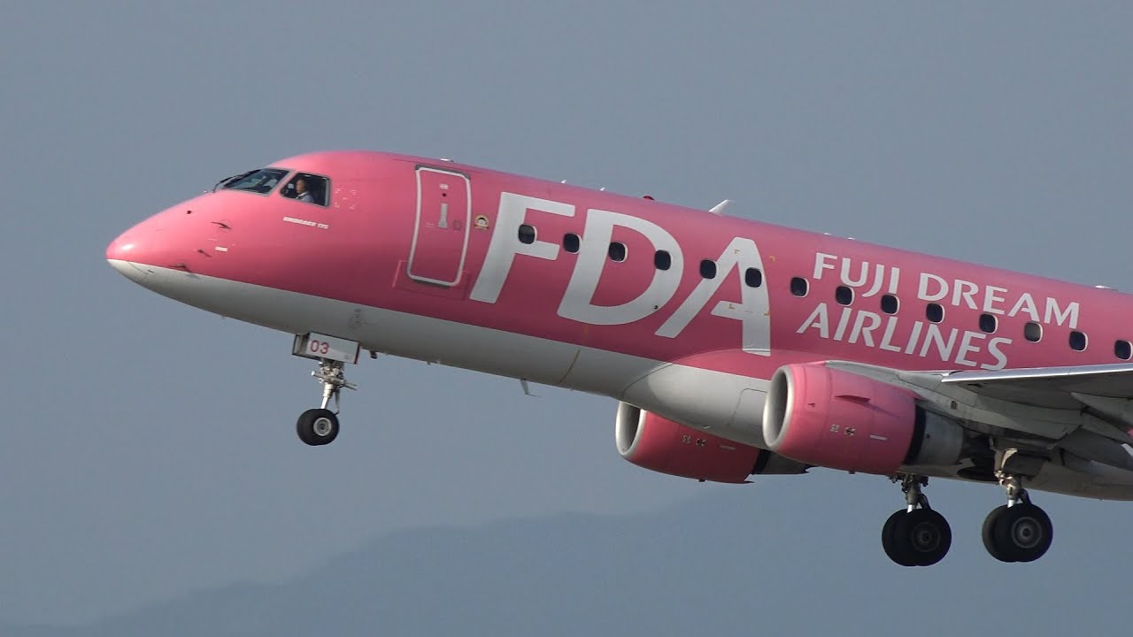 Fuji Dream Airlines Embraer ERJ-175 JA03FJ Landing and Takeoff [FSZ/RJNS]