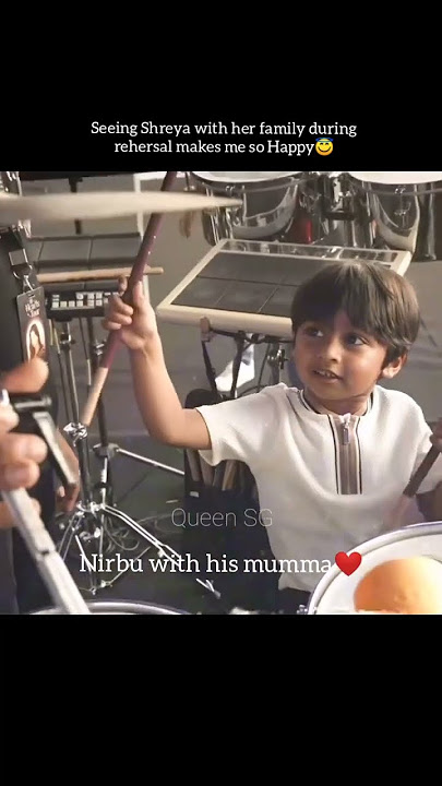 Shreya Ghoshal with her Son Nirbu😇✨#shreyaghoshal #shorts