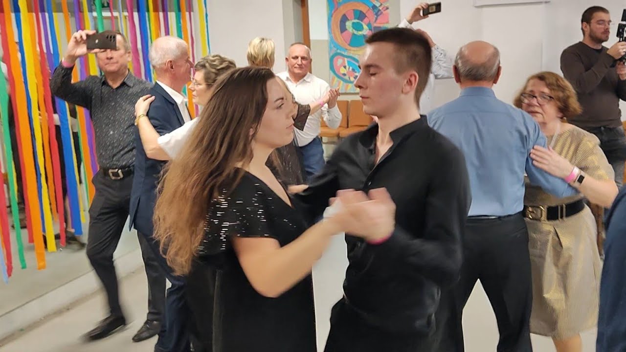 17 stycznia 2026 Młody TANCERZ odkrył wspaniałą TANCERKĘ ! Ostro POHULALI z Kapelą Stąporkowską 