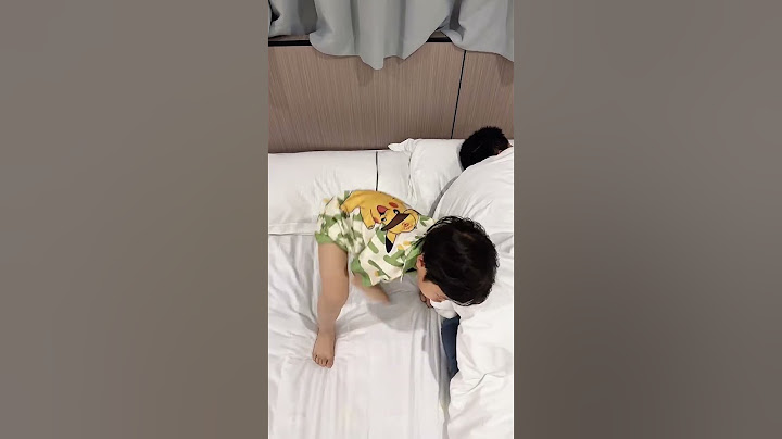 爸爸带娃也太不靠谱了，难怪儿子会生气！#funny#Cute#呆萌小米宝