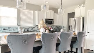 KITCHEN COUNTERTOP DECOR IDEAS/DECORATE WITH ME/NEW BARSTOOLS