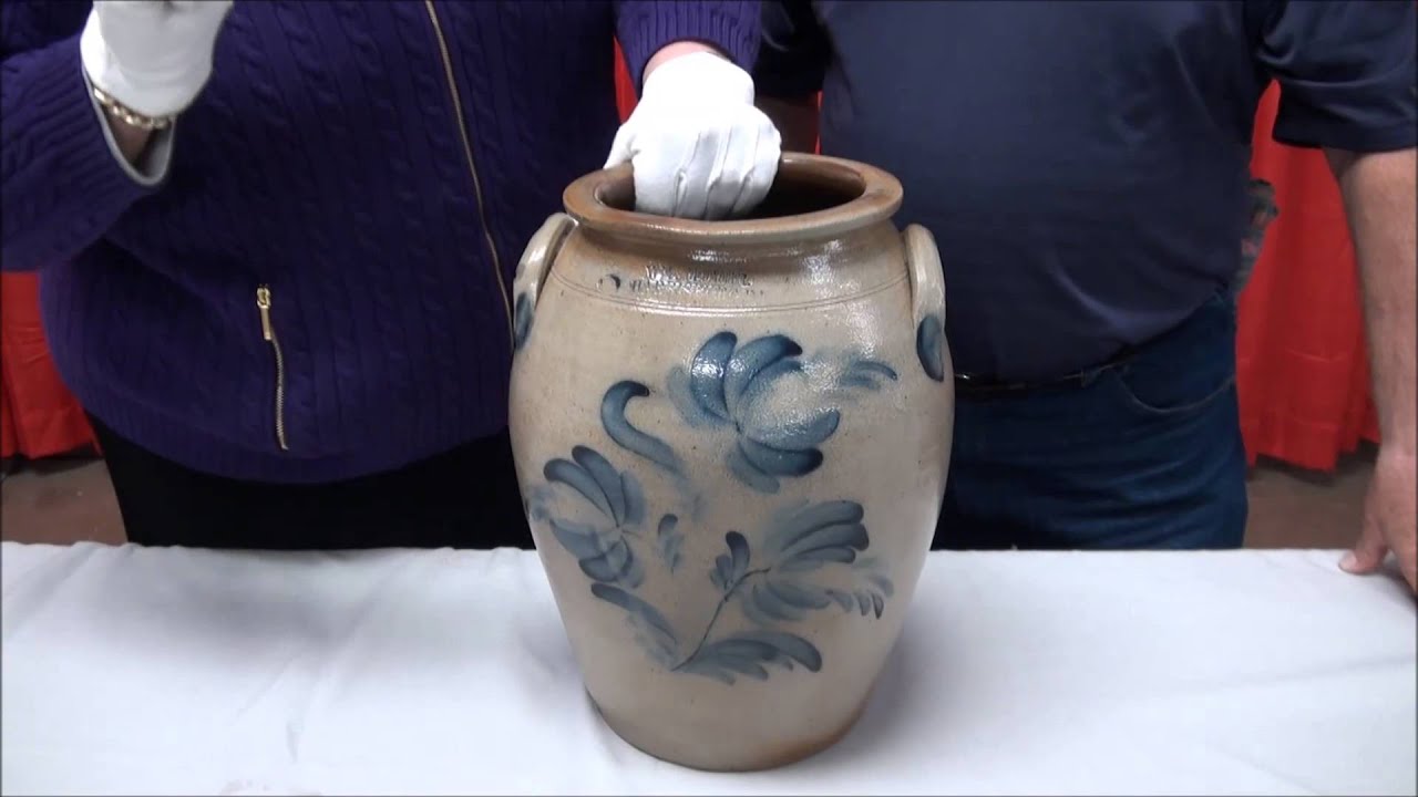 How do you identify pottery?