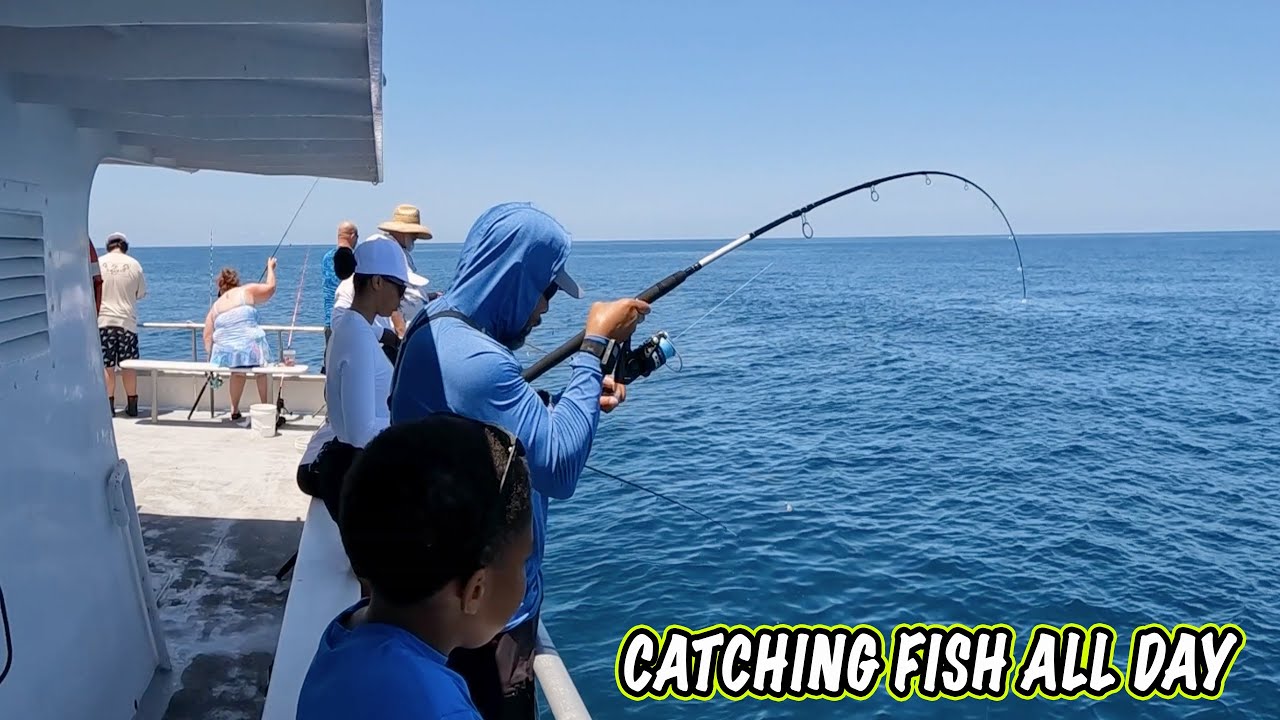 HOW To Catch A Ton Of Fish on a Charter (Florida Saltwater Fishing)