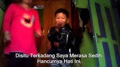 IMEYMEY - DISITU KADANG SAYA MERASA SEDIH VERSI VIDEO LUCU + LIRIK - Durasi: 3:44. IMEYMEY - DISITU KADANG SAYA MERASA SEDIH VERSI VIDEO LUCU + LIRIK - Durasi: 3:44.