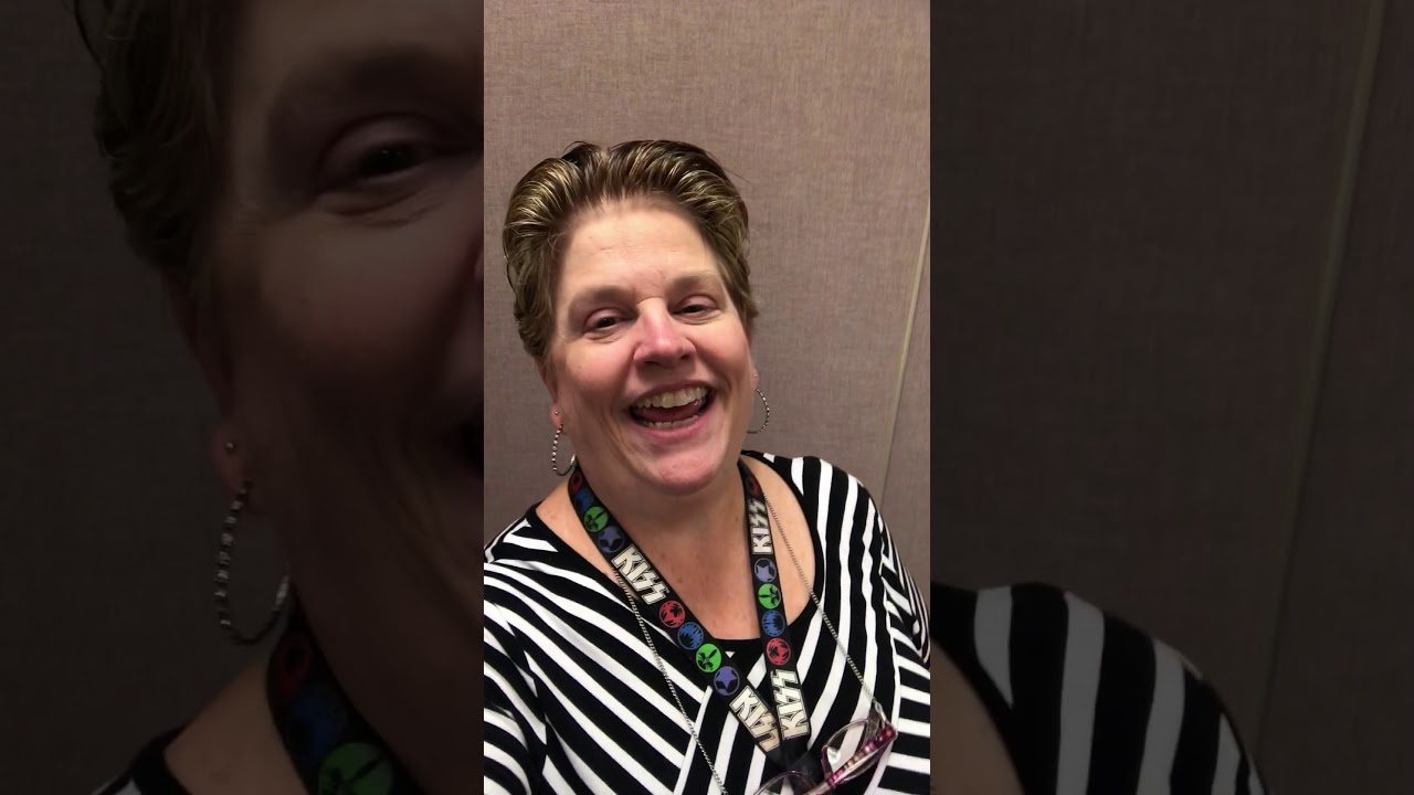 When does kezk start christmas music