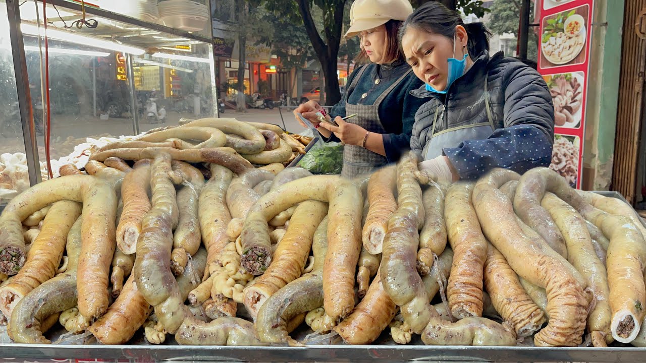 Cơ sở Lòng dồi có món khấu đuôi to bằng cổ tay, mùa đông càng bán đc nhiều