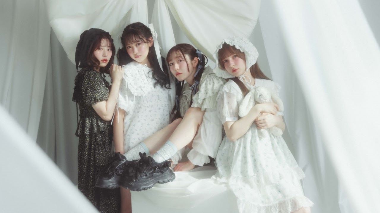 FRUITS ZIPPER × merry jenny -- special collaboration - YouTube