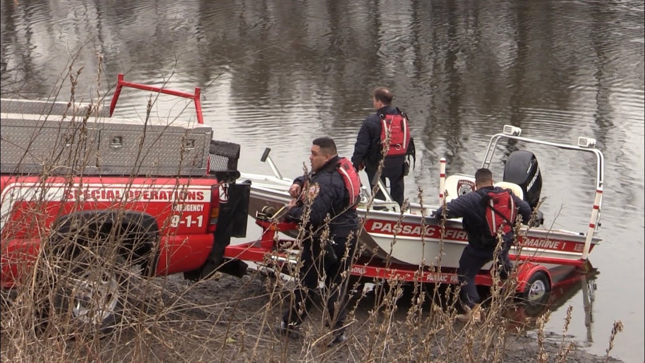 Passaic NJ Fire Dept Marine 1 and East Rutherford NJ Fire Dept Boat ...