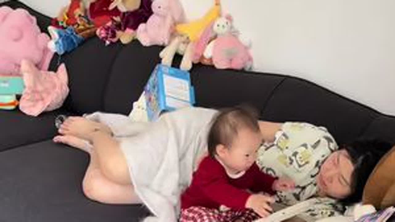 欢迎收到15个月女主包精力满满的一天vlog  #人类幼崽 #宝妈 #带娃 #vlog日常