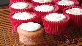 दो सामग्रियों से बनने वाले सोडा/सॉफ्ट ड्रिंक कपकेक | वन पॉट शेफ screenshot 4