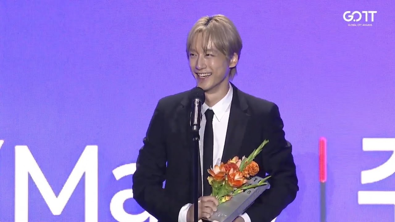 Sakaguchi Kentaro wins Best Lead Actor (Male) at The Global OTT Awards 2025 #坂口健太郎 #사카구치켄타로 