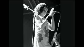 PJ Harvey : Rarities 9  - A perfect day, Elise  - Live, 1998 ! HQ Live sound, lyrics &amp; rare pics.