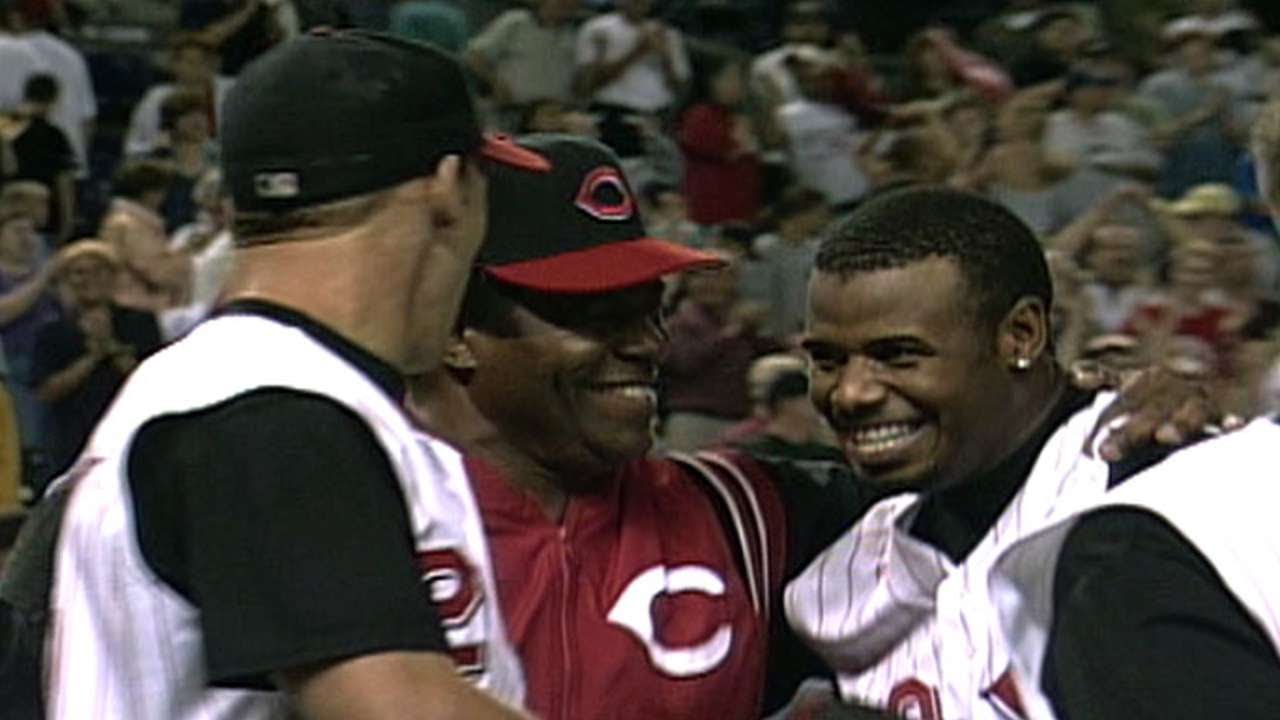 How Ken Griffey Jr.'s mad dash home in 1995 saved baseball in