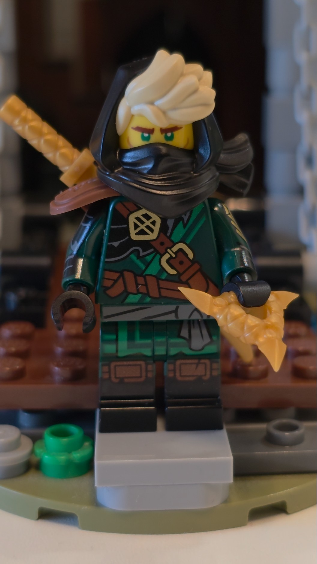 LEGO 71052 Minifigures Series 29:Mysterious Ronin - YouTube