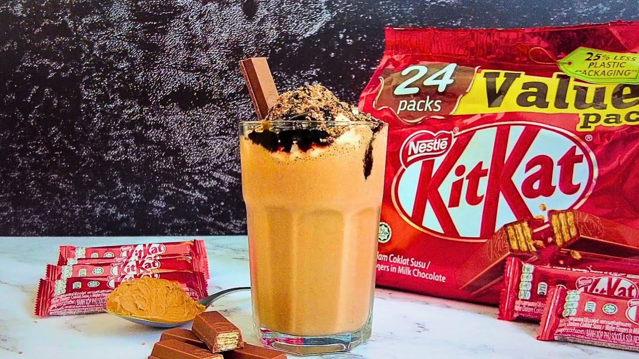 Kit Kat Duo Milkshake, Kit Kat, milkshake, Mentha, Just as this new  flavor combination was mint to be together, it's also destined for blending  into one of our famous milkshakes!