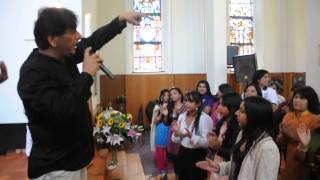 Video thumbnail of "Anil Kant live in Amsterdam - Yesu Paya re"