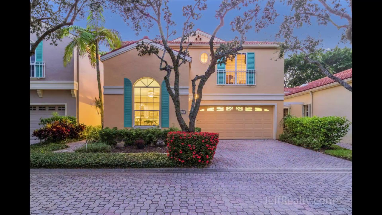 22 Via Del Corso Villa d'Este Homes For Sale PGA National Homes For