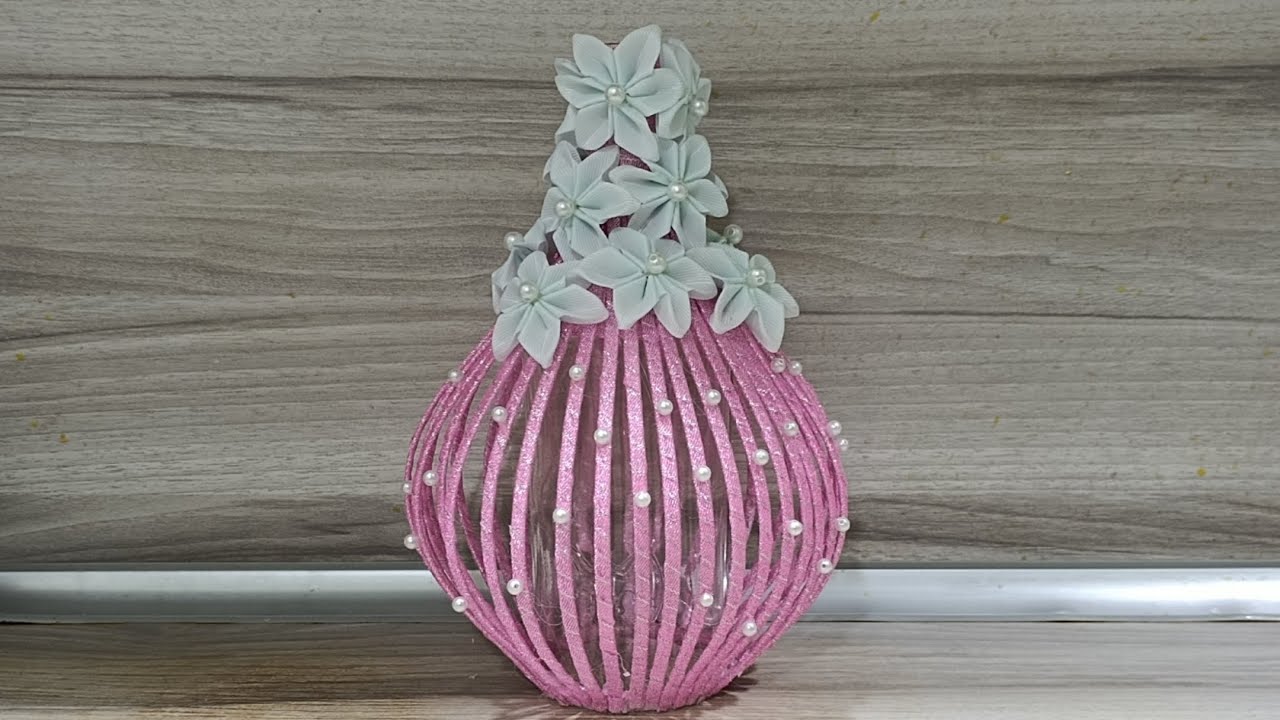 How to turn a rum bottle into a charming flower vase - YouTube